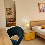 Apartment Ortensia - Regarda Travel