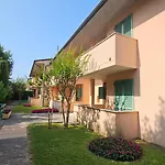 Apartment Ortensia - Regarda Travel
