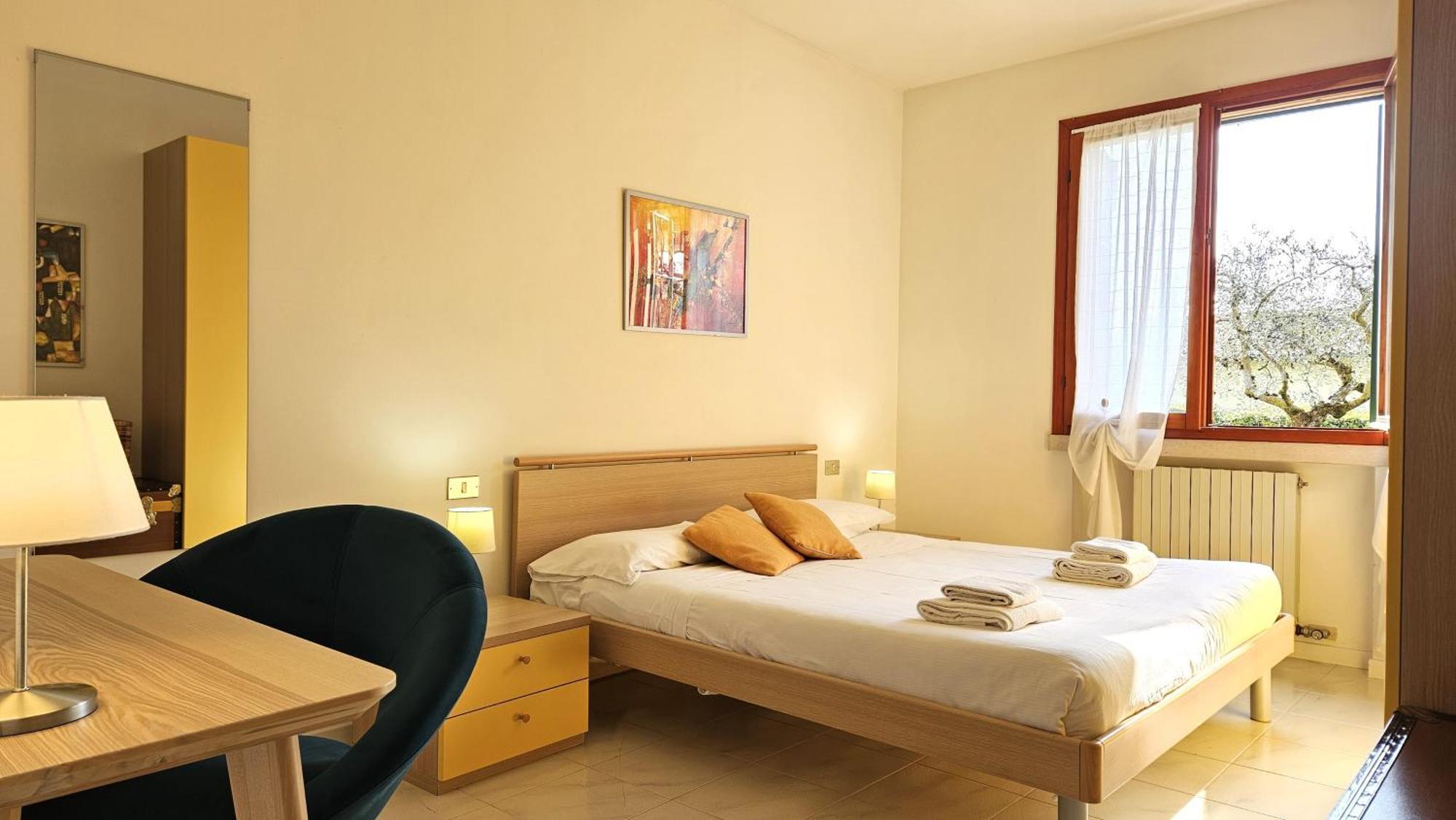 Ortensia - Regarda Travel Lazise