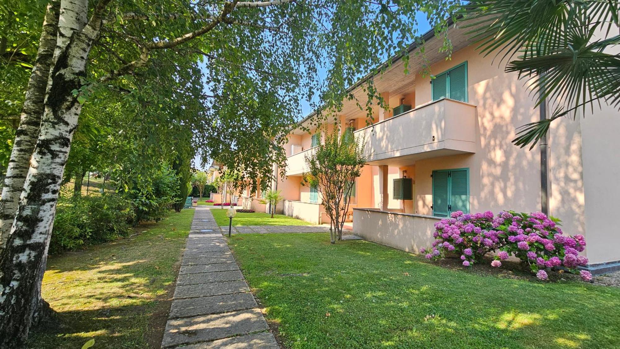 Apartment Ortensia - Regarda Travel *